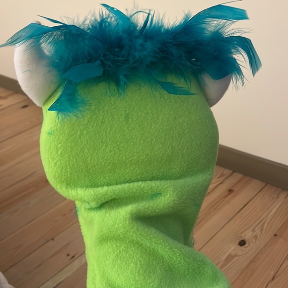 Weird Greeny Hand Puppet NWOT - Picture 6 of 14